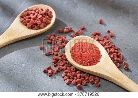 Annatto Powder In Organic Powder - Bixa Orellana