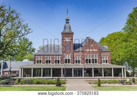 Rijssen, Netherlands - April 27, 2020: Historic Parkgebouw Building In The Park In Rijssen, Netherla