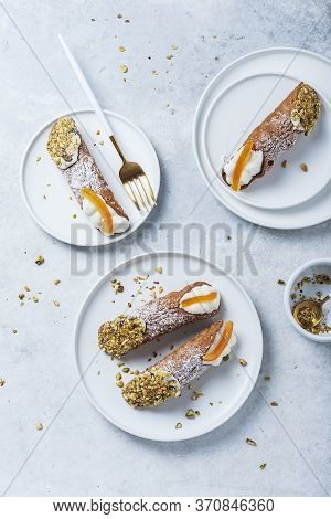 Traditional Italian Dessert Cannoli Siciliani