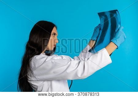 The Pulmonologist Checks The Patients Lungs For Any Disturbing Changes.