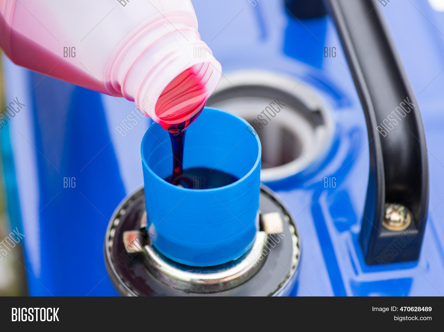 Pouring Oil Measuring Image & Photo (Free Trial) Bigstock