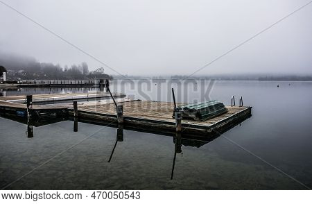 A Boat Jetty On A Foggy Winter Day At Reifnitz Am Worthersee On The South Shore Of Worthersee, Or Wo