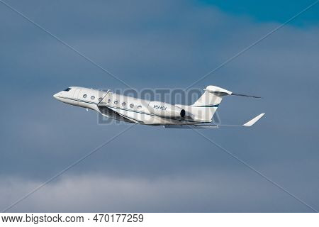 Zurich, Switzerland, January 20,2023 Gulfstream G650-er Business Aircraft Takeoff From Runway 28 Aft