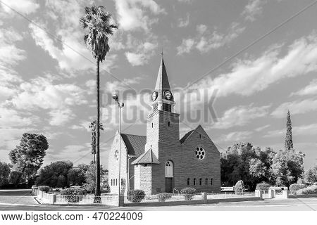 Loxton, South Africa - Sep 2, 2022: A Street Scene, With The Dutch Reformed Church, In Loxton In The