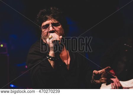 Mt. Clemens, Michigan -usa- January 28, 2023: Xyz Performing At The Emerald Theatre As Special Guest