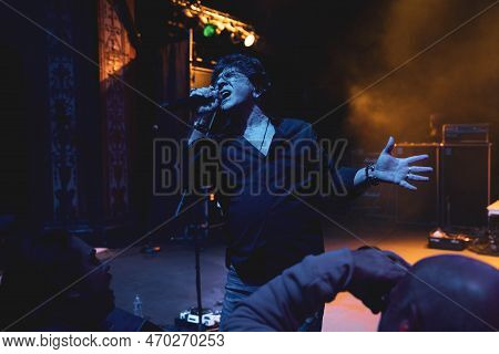Mt. Clemens, Michigan -usa- January 28, 2023: Xyz Performing At The Emerald Theatre As Special Guest