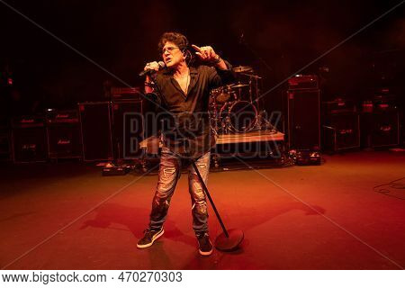 Mt. Clemens, Michigan -usa- January 28, 2023: Xyz Performing At The Emerald Theatre As Special Guest
