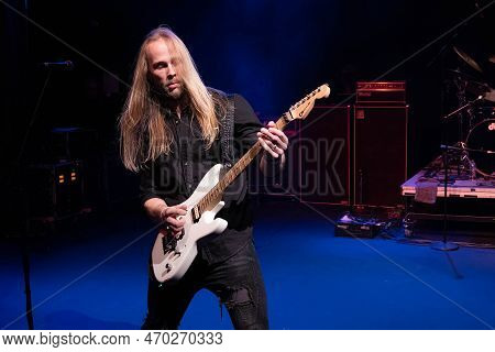 Mt. Clemens, Michigan -usa- January 28, 2023: Xyz Performing At The Emerald Theatre As Special Guest