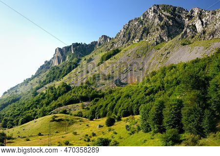 Scenic Landscape Of Mountain Valley In European Alps. Stunning View Of Mountains And Valleys In Suns