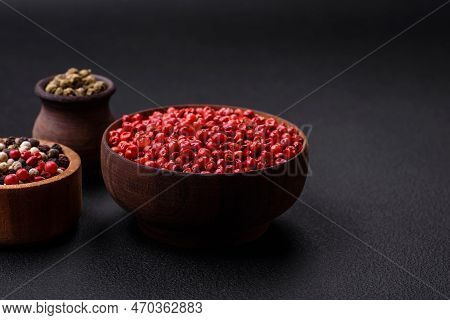 Composition, Concept, Consisting Of Several Types Of Different Colors Of Allspice In Bowls And Spoon