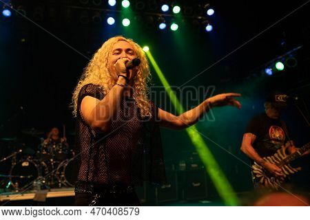 Mt. Clemens, Michigan -usa- January 28, 2023: George Lynch Performing At The Emerald Theatre With Sp