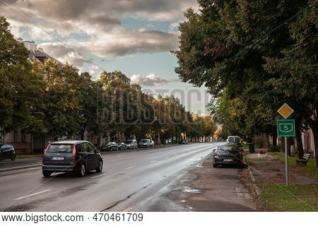 Szeged, Hungary - September 18, 2022: Lonodni Korut, A Street Of Szeged And An Expressway Of The Cit