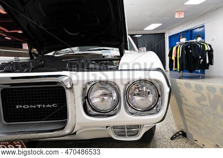 Flint, Michigan -usa- February 10, 2023:  8Th Annual Chrome And Ice Winter Indoor Autoshow At The Do