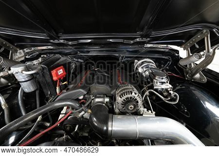 Flint, Michigan -usa- February 10, 2023:  8Th Annual Chrome And Ice Winter Indoor Autoshow At The Do