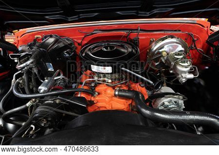 Flint, Michigan -usa- February 10, 2023:  8Th Annual Chrome And Ice Winter Indoor Autoshow At The Do