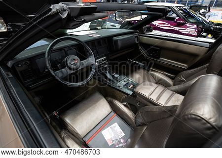 Flint, Michigan -usa- February 10, 2023:  8Th Annual Chrome And Ice Winter Indoor Autoshow At The Do