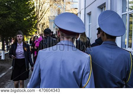 Petropavlovsk May 9, 2018: Residents In Memorable Procession 