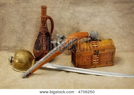 Butelki, Rapier, miecz, pistolet i klatki piersiowej