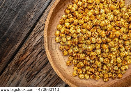 Fried Roasted Spicy Chickpeas Or Indian Chana Or Chole With Lime. Tasty Vegetarian And Vegan Chickpe