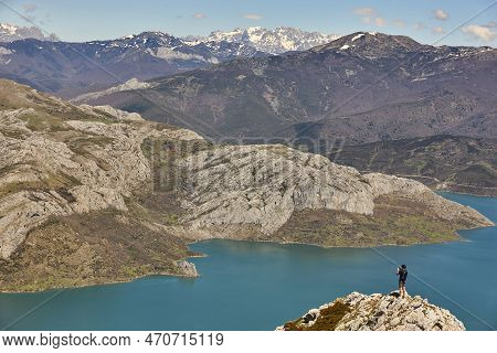 Picturesque Reservoir And Mountain Landscape In Riano. Hikker. Spain