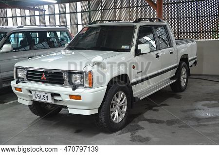 Paranaque, Ph - Nov 19 - Mitsubishi L200 Pick Up At Tastefully Built Car Meet On November 19, 2022 I