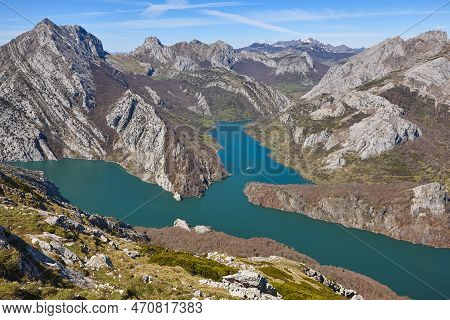 Picturesque Reservoir And Mountain Landscape In Riano. Spain