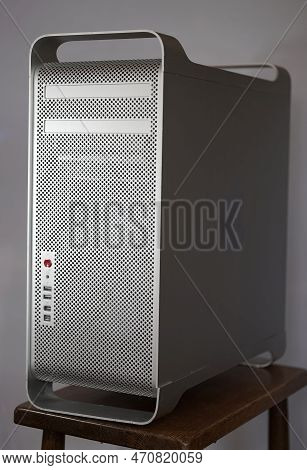 Itterbeck, Germany - Nov 11 2022 Front Of A Apple Mac Pro 1st Generation Tower Computer. The Case Of
