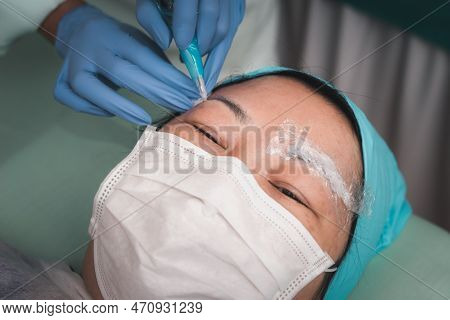 Eyebrow Tattoo Clinic Or Eyebrow Embroidery Clinic