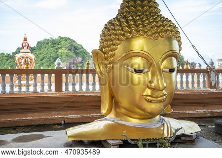Thailand Prachuap Bang Wat Saphan Bo Thong Lang