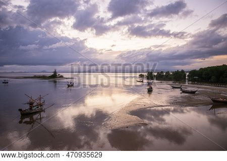 Thailand Prachuap Bang Saphan Bo Thong Lang Bay