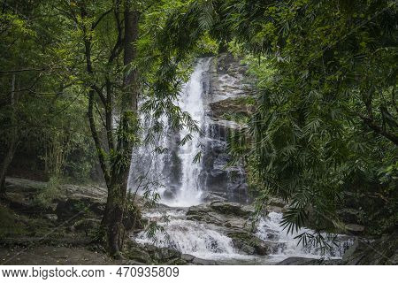 Thailand Prachuap Bang Saphan Sai Khu Waterfall