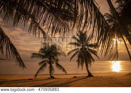 Thailand Prachuap Bang Saphan Bo Thong Lang Bay