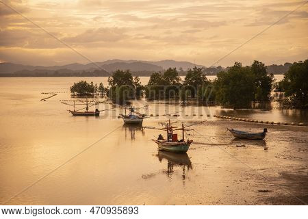 Thailand Prachuap Bang Saphan Bo Thong Lang Bay