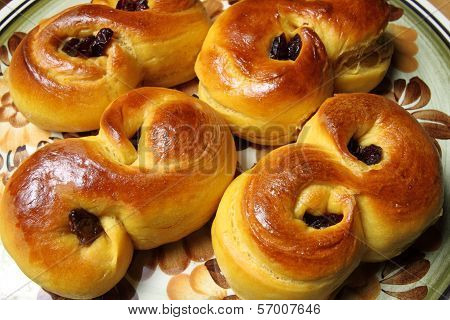 Saffron Buns
