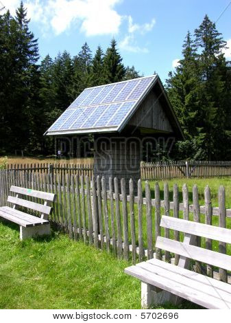 Collettore solare su un legno Understructure
