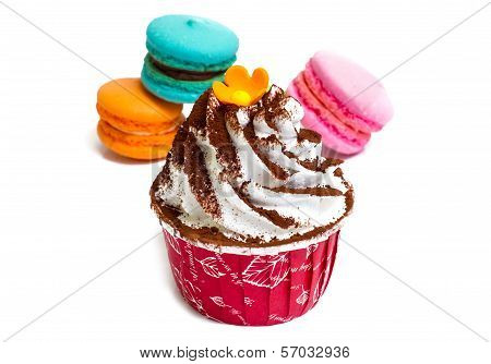 Cup Cake And Macaron