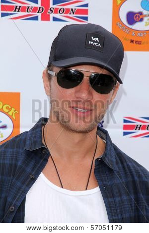 Ryan Phillippe at the Kidstock Music & Arts Festival, Greystone Mansion, Beverly Hills, CA. 06-05-11