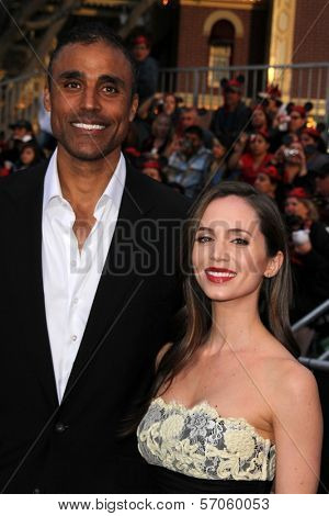 Rick Fox and Eliza Dushku at the 