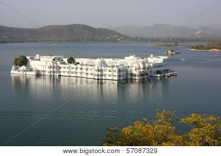 Lake Palace, Jagniwas Island, Udaipur, India