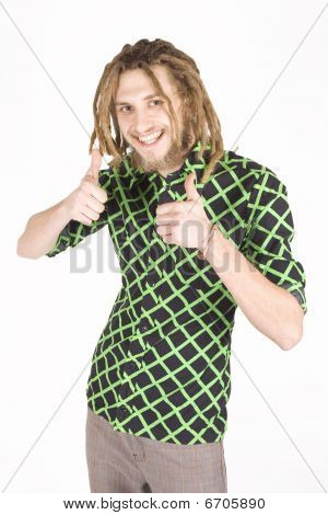unge dreadlock mand giver ok isoleret