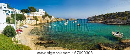Holiday Harbour, Spain