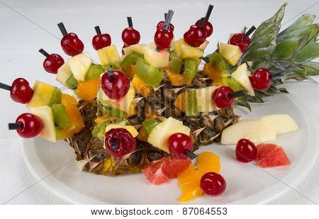 Dessert - fruit bites.