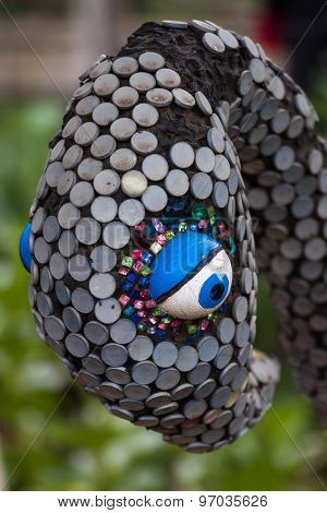 A Sequen Sculpture Of A Birds Head