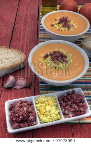 Salmorejo Vertical Left Up