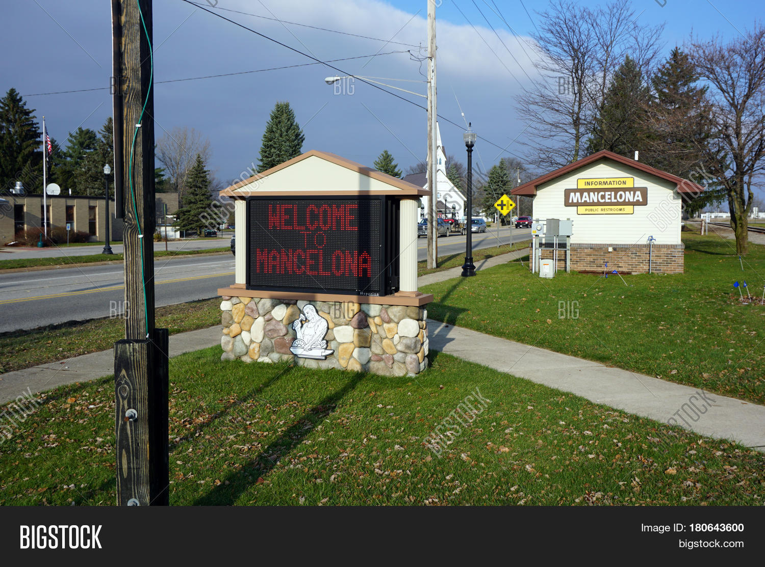 MANCELONA, MICHIGAN / Image & Photo (Free Trial) Bigstock