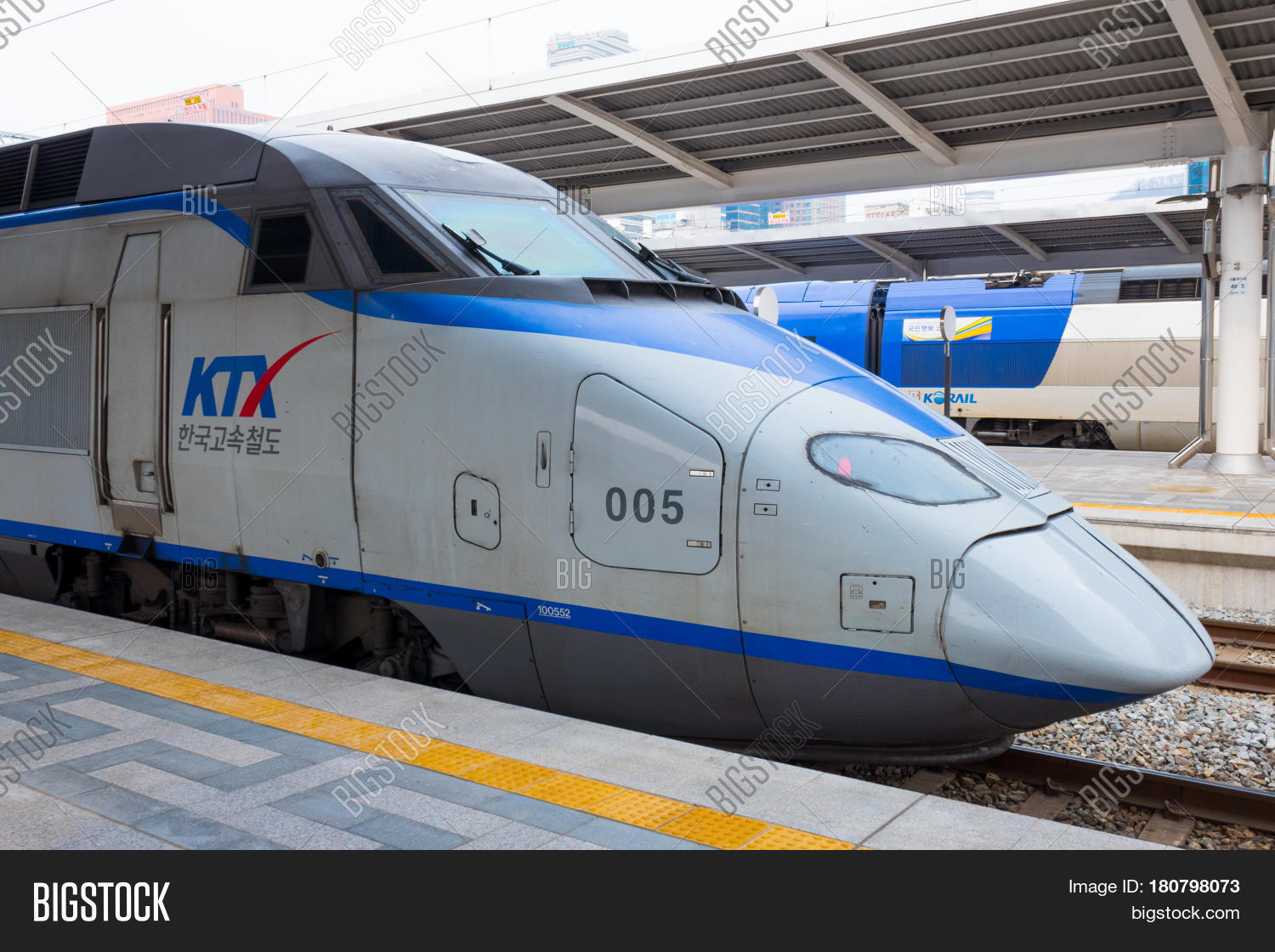 Seoul, South Korea Image & Photo (Free Trial) Bigstock