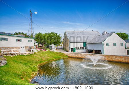 Amish Farm