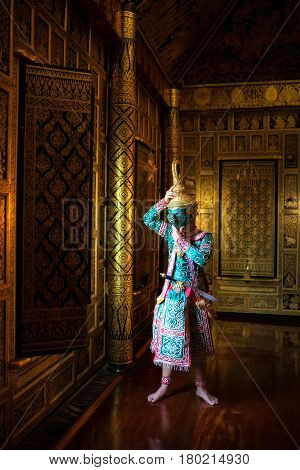 KHON ANGADA character in ramayana story the best mask thai dance of Thailand