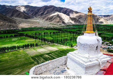 Beautiful Tibet scenery in china-Yongbulakang is the first palace in the history of Tibet. According to historical records was built in the second century BC.