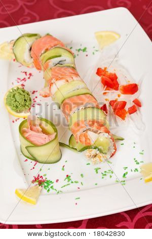 Sushi sulla piastra
